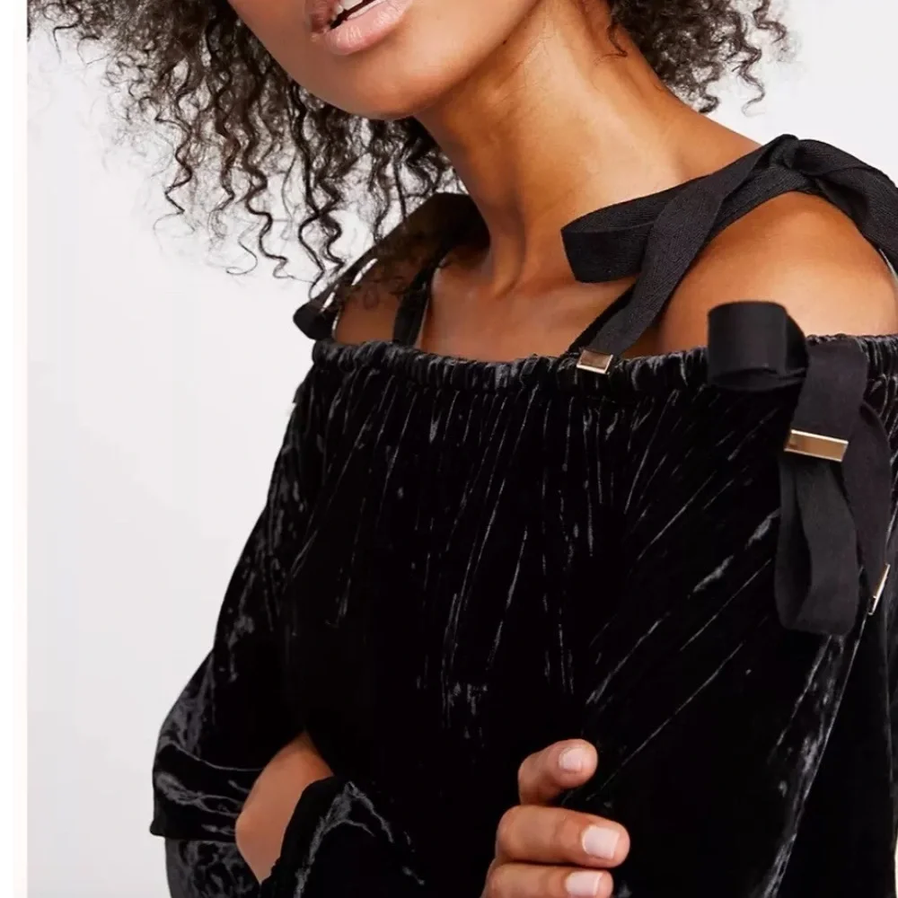 NWT Free People x Hot As Hell Beg 2 Differ Black Velvet‎ Bodysuit Size Medium
